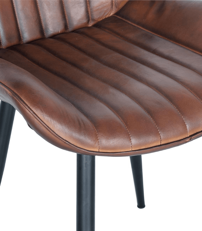 Silla estilo industrial tapizada en cuero marrón con patas metálicas negras 1 Silla Industrial Tapizada en Cuero Marrón con Patas Metálicas Negras - Imagen 4