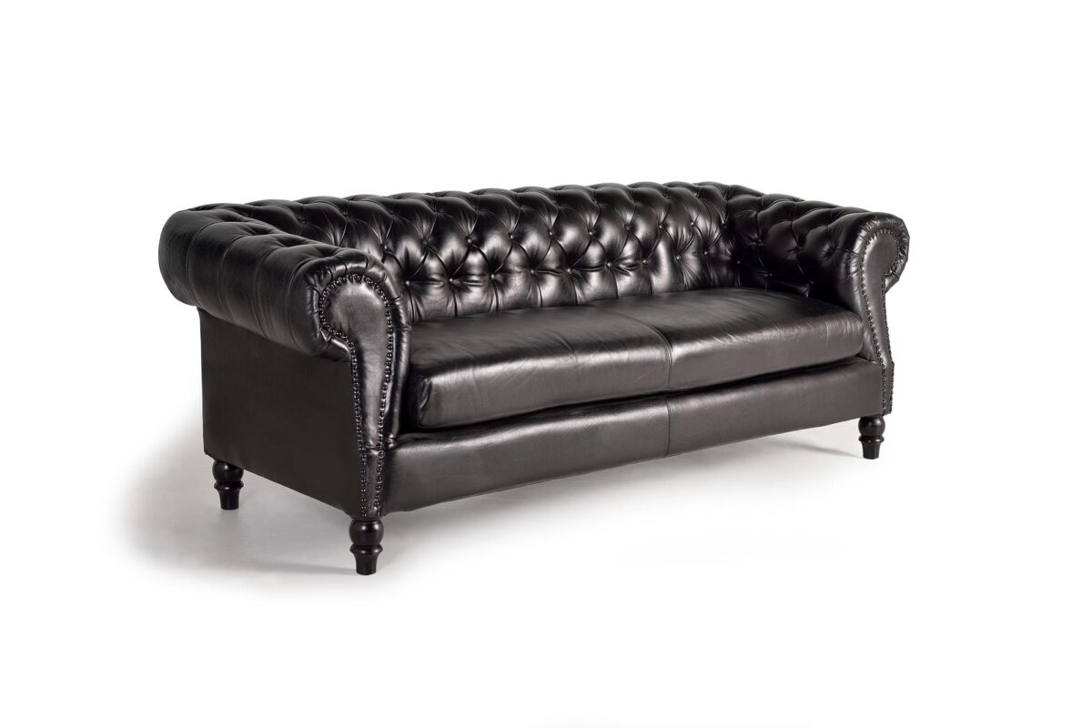 Sofá Chester 4 plazas tapizado en piel negra de vacuno (6) Sofá Chester de Piel Negro 4 Plazas - Imagen 5